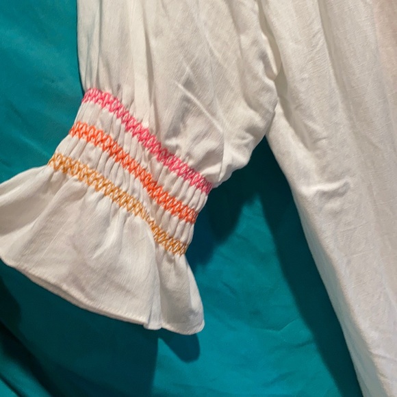 Tunic - Picture 3 of 11